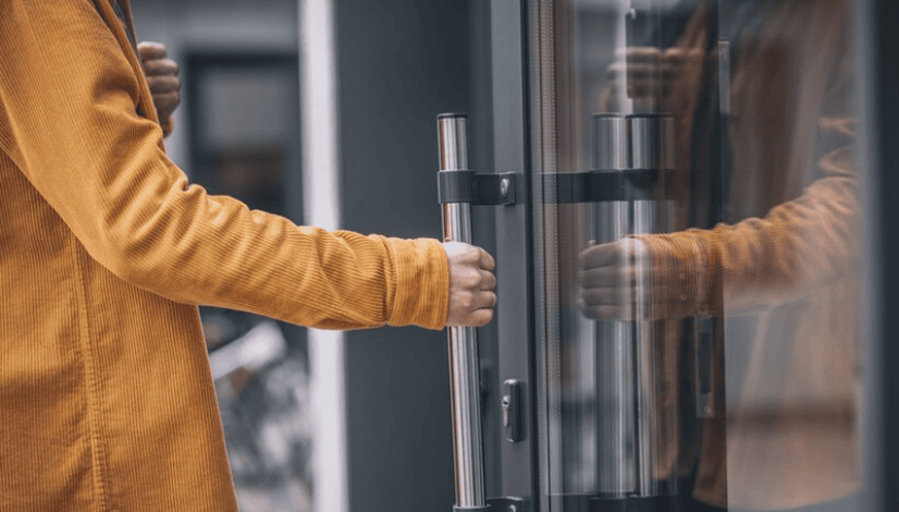 blog Tips Memilih Pintu Otomatis yang Sesuai untuk Kebutuhan Anda